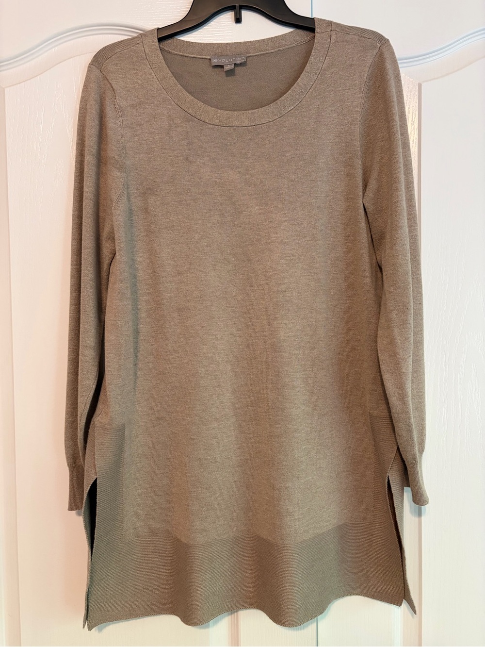 Evolution by Cyrus Knit Top in Taupe